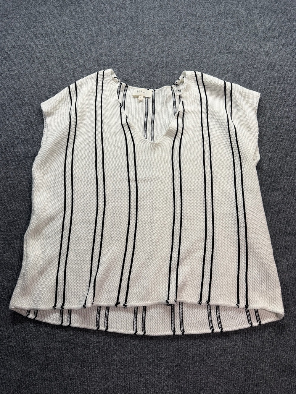Casual V-Neck Sleeveless Stripe Knit Tank - White/Black